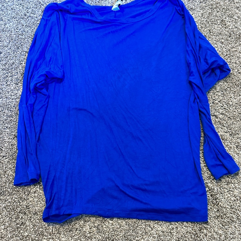 Lily pad royal blue tunic, size medium